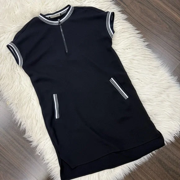 Zara Navy Short Sleeve Dress with White Trim - Picture 4 of 10